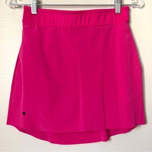 Nike, NWT Golf skirt with sweat-wicking tech and stretchy built-in shorts.